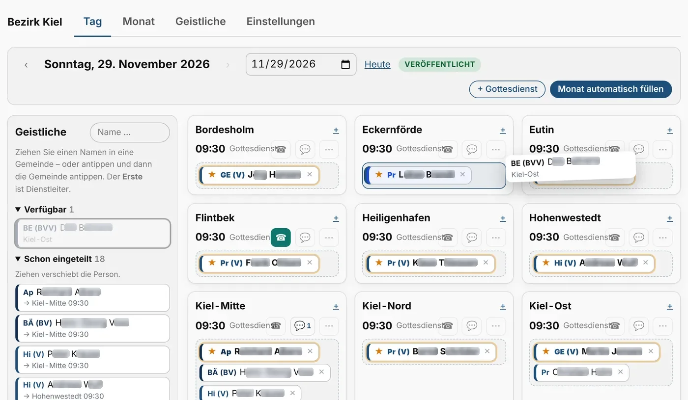 Gottesdienstplan: Geistlichen per Ziehen & Ablegen einteilen